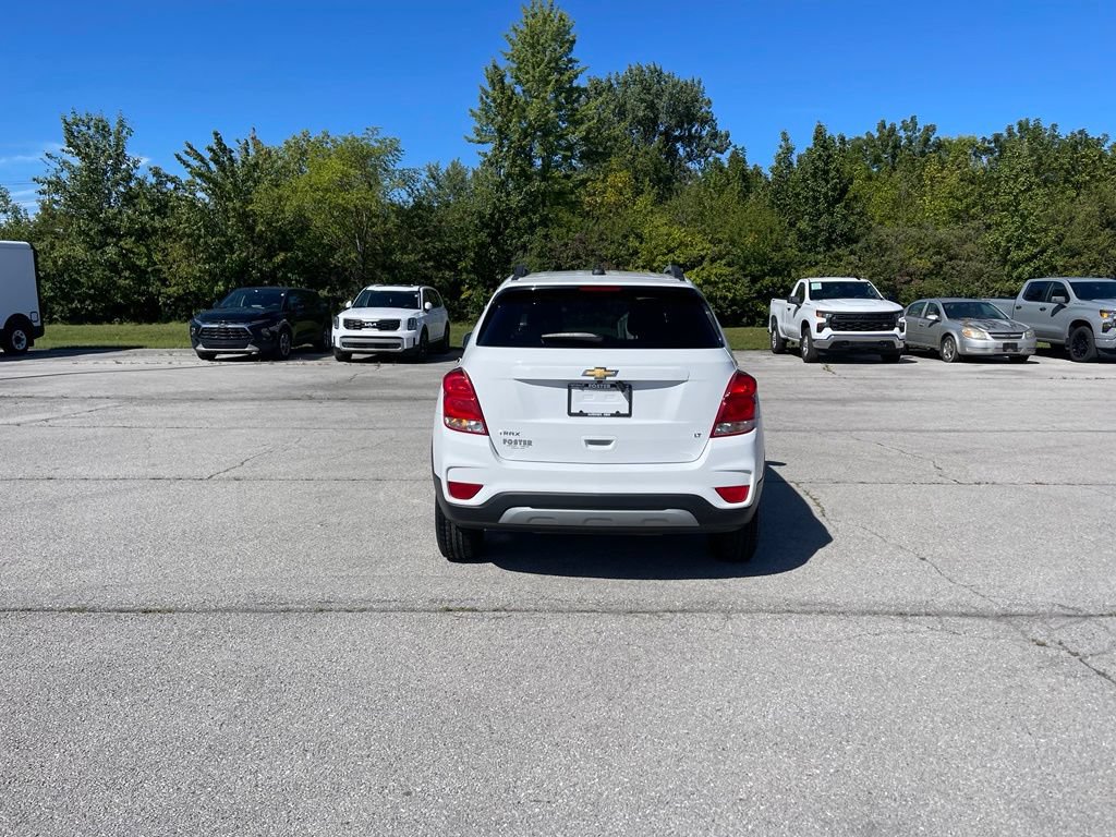 Used 2019 Chevrolet Trax LT w/ LT Convenience Package FWD image 4