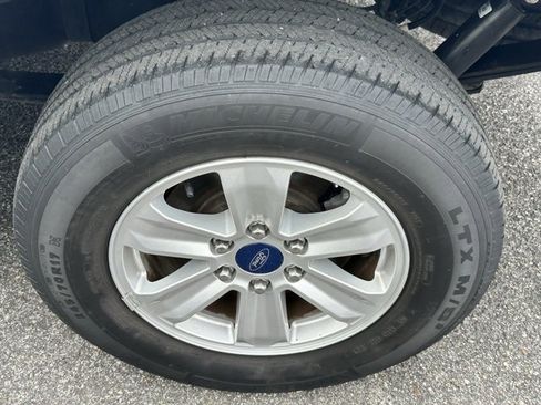 Used 2018 Ford F150 XLT image 22