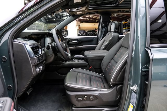 Used 2026 GMC Yukon AT4 Ultimate AWD/4WD image 14