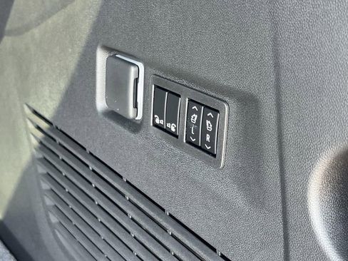 New 2026 GMC Yukon XL Denali w/ Advanced Technology Package RWD image 29
