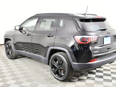 Used 2020 Jeep Compass Latitude image 8