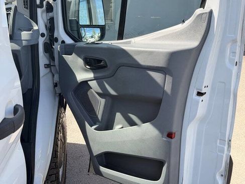 Used 2018 Ford Transit 250 148 Low Roof RWD image 18