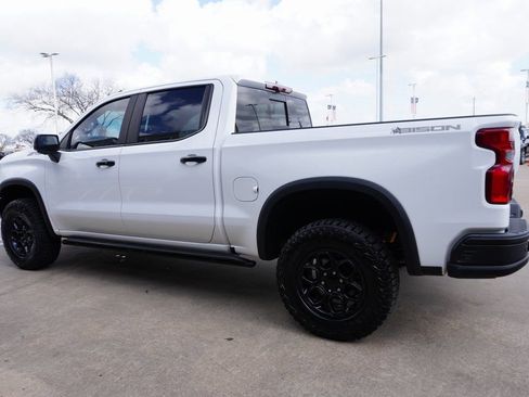 Used 2023 Chevrolet Silverado 1500 ZR2 w/ ZR2 Bison Edition image 4