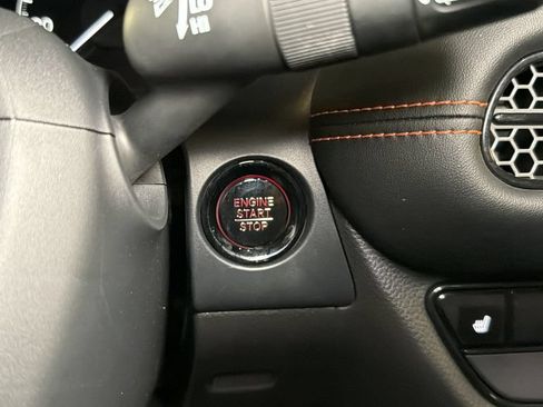 Used 2024 Honda HR-V Sport image 30