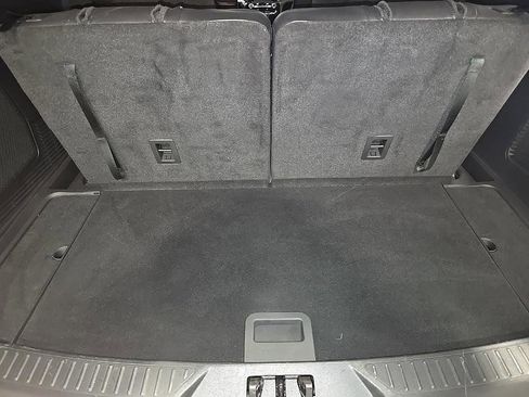 Used 2023 Ford Explorer ST-Line image 29