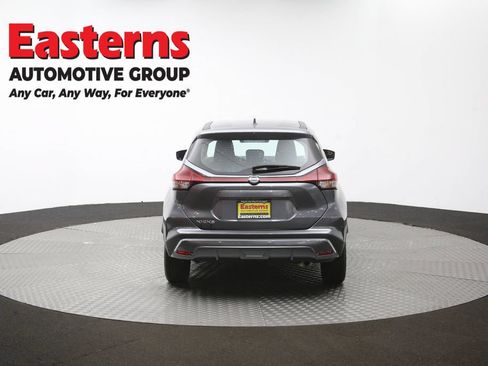 Used 2024 Nissan Kicks S FWD image 35