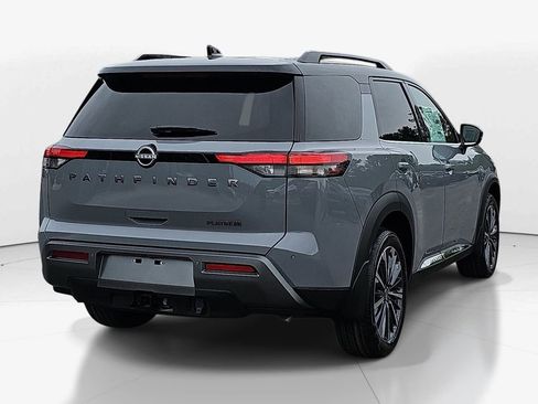 New 2026 Nissan Pathfinder Platinum FWD image 6