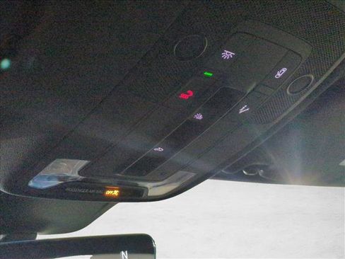 Certified 2025 Audi Q3 2.0T Premium w/ Convenience Package image 18