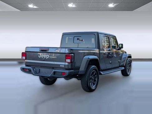 Used 2023 Jeep Gladiator Overland image 9
