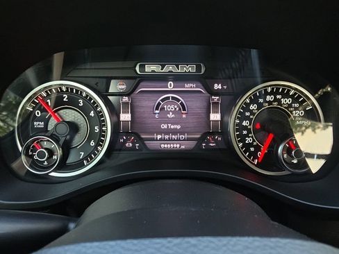 Used 2022 RAM 1500 Laramie RWD image 20