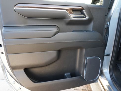 Used 2024 Chevrolet Silverado 1500 LT Trail Boss w/ Convenience Package II image 20