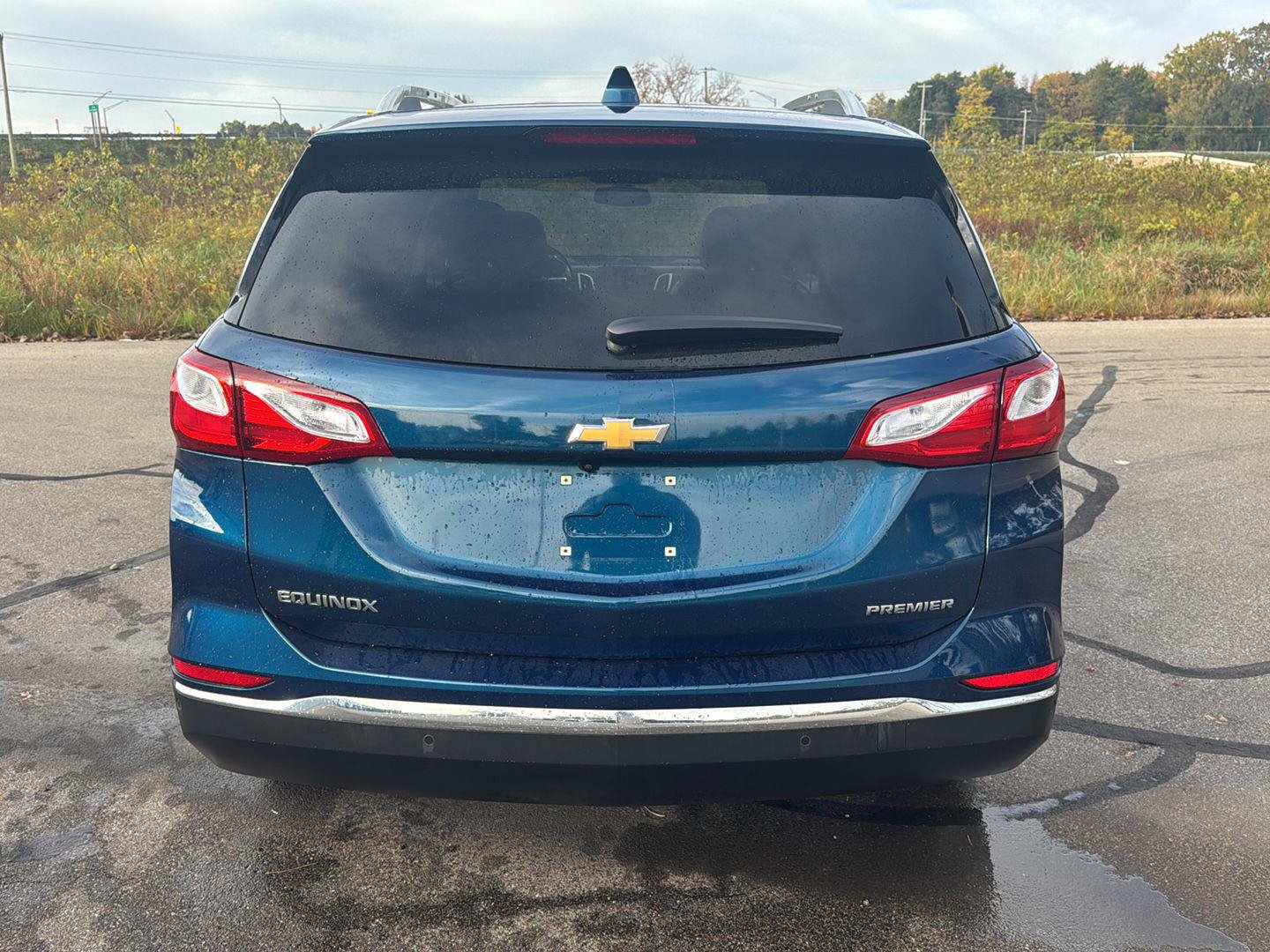 Used 2019 Chevrolet Equinox Premier FWD image 4