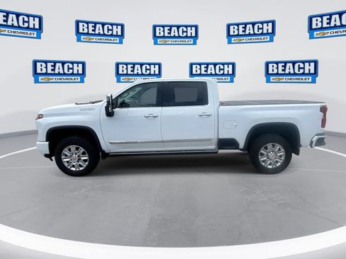 Used 2024 Chevrolet Silverado 3500 High Country w/ High Country Premium Package AWD/4WD image 5