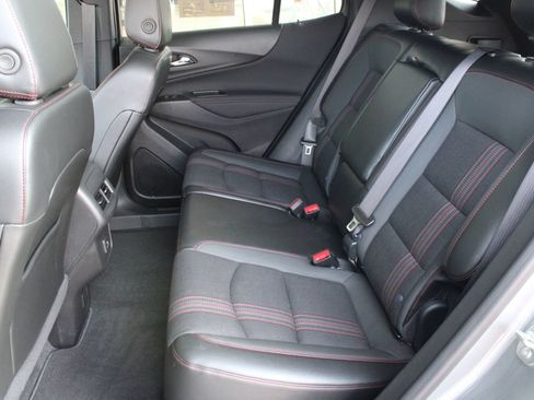 Used 2024 Chevrolet Equinox RS FWD image 18
