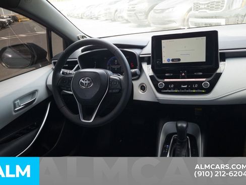 Used 2025 Toyota Corolla XSE FWD image 21