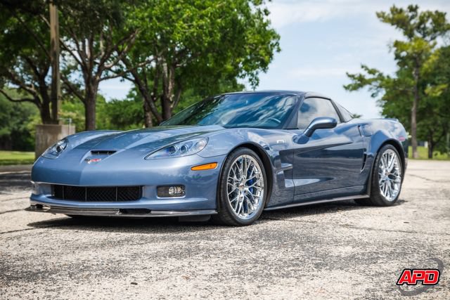 Used 2011 Chevrolet Corvette ZR1 w/ Preferred Equipment Group RWD image 5