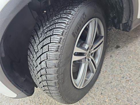 Used 2020 Mercedes-Benz GLC 300 image 34