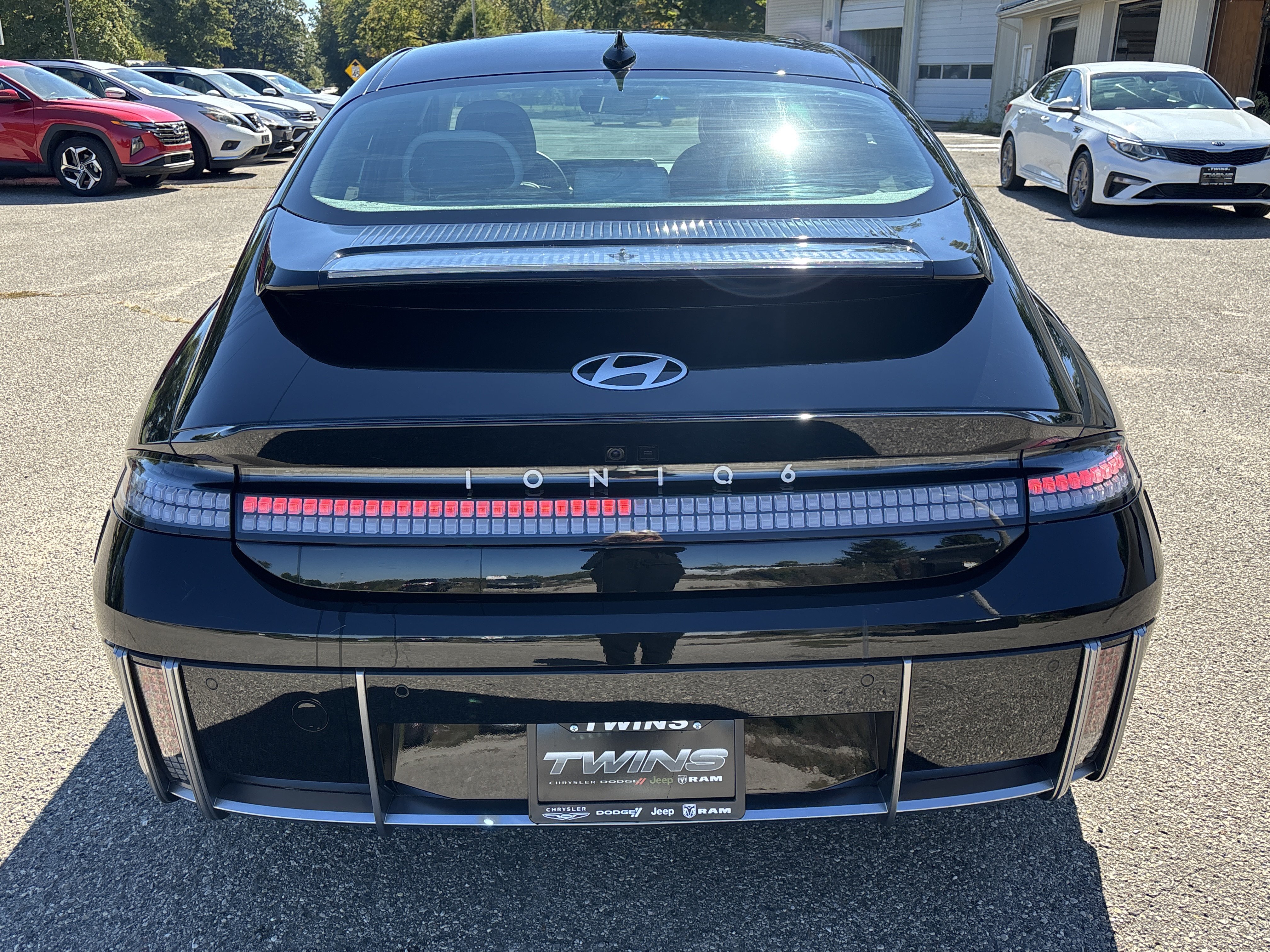 Used 2023 Hyundai Ioniq 6 SEL AWD/4WD image 7