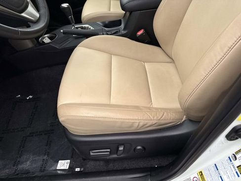 Used 2014 Toyota RAV4 Limited image 15