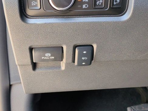 New 2026 Ford F350 Lariat w/ Lariat Premium Package AWD/4WD image 17