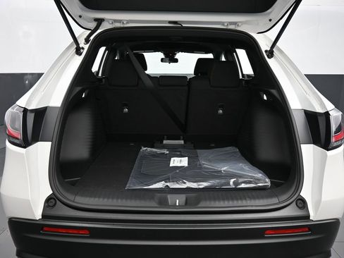 Certified 2026 Honda HR-V Sport image 35