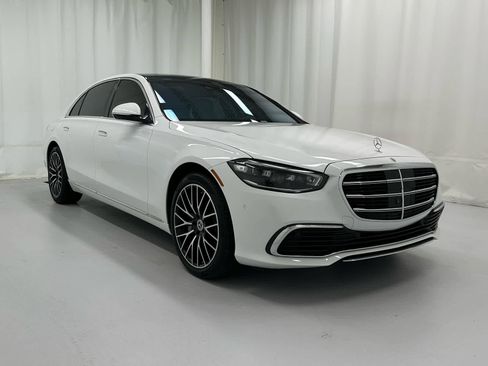 Used 2024 Mercedes-Benz S 580 4MATIC Sedan image 1