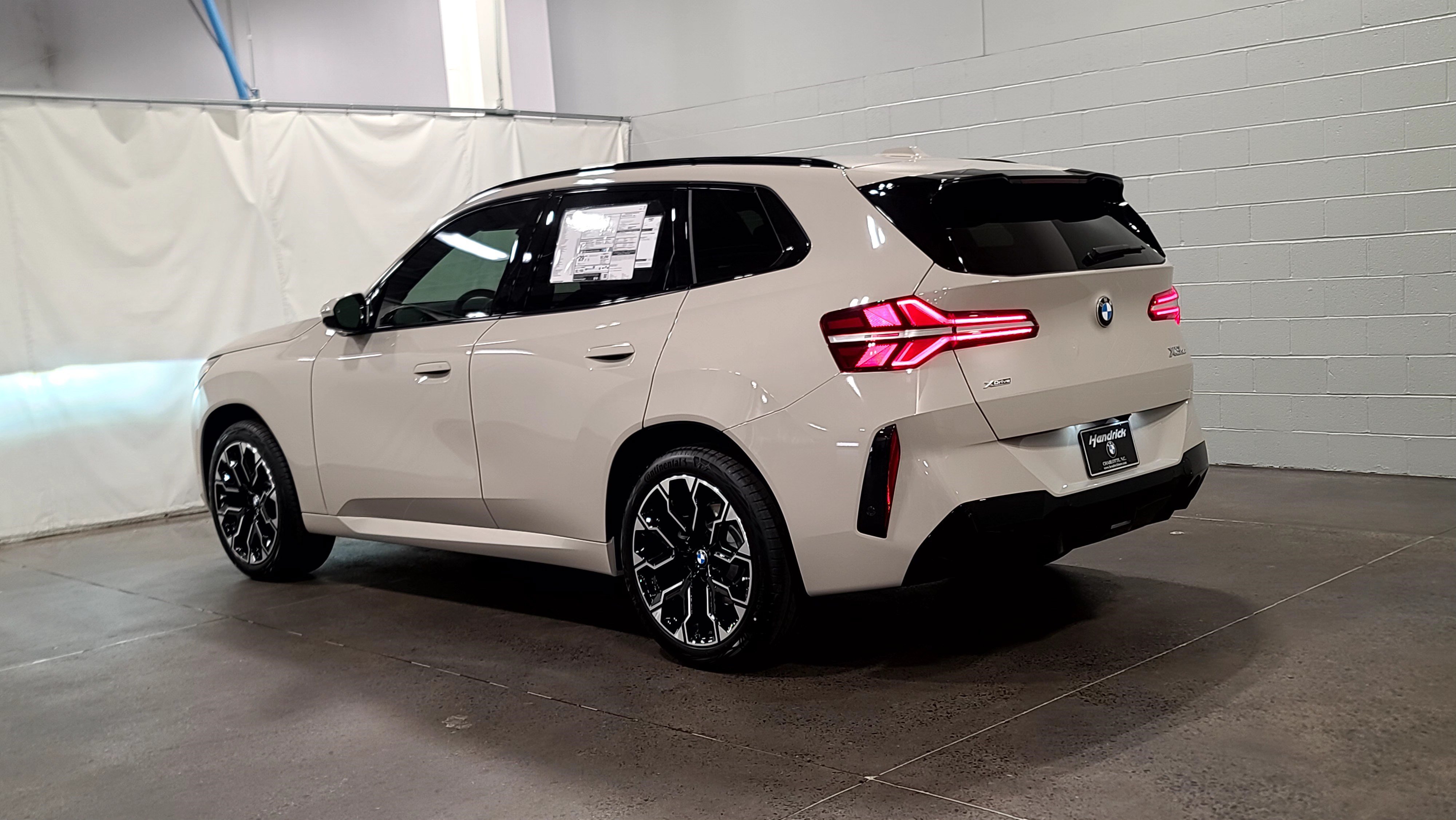 Used 2026 BMW X3 xDrive30i w/ Premium Package AWD/4WD image 6
