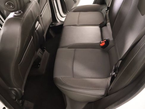 Used 2024 Buick Encore GX Preferred FWD image 11