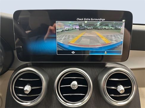 Used 2019 Mercedes-Benz C 300 4MATIC Sedan image 25