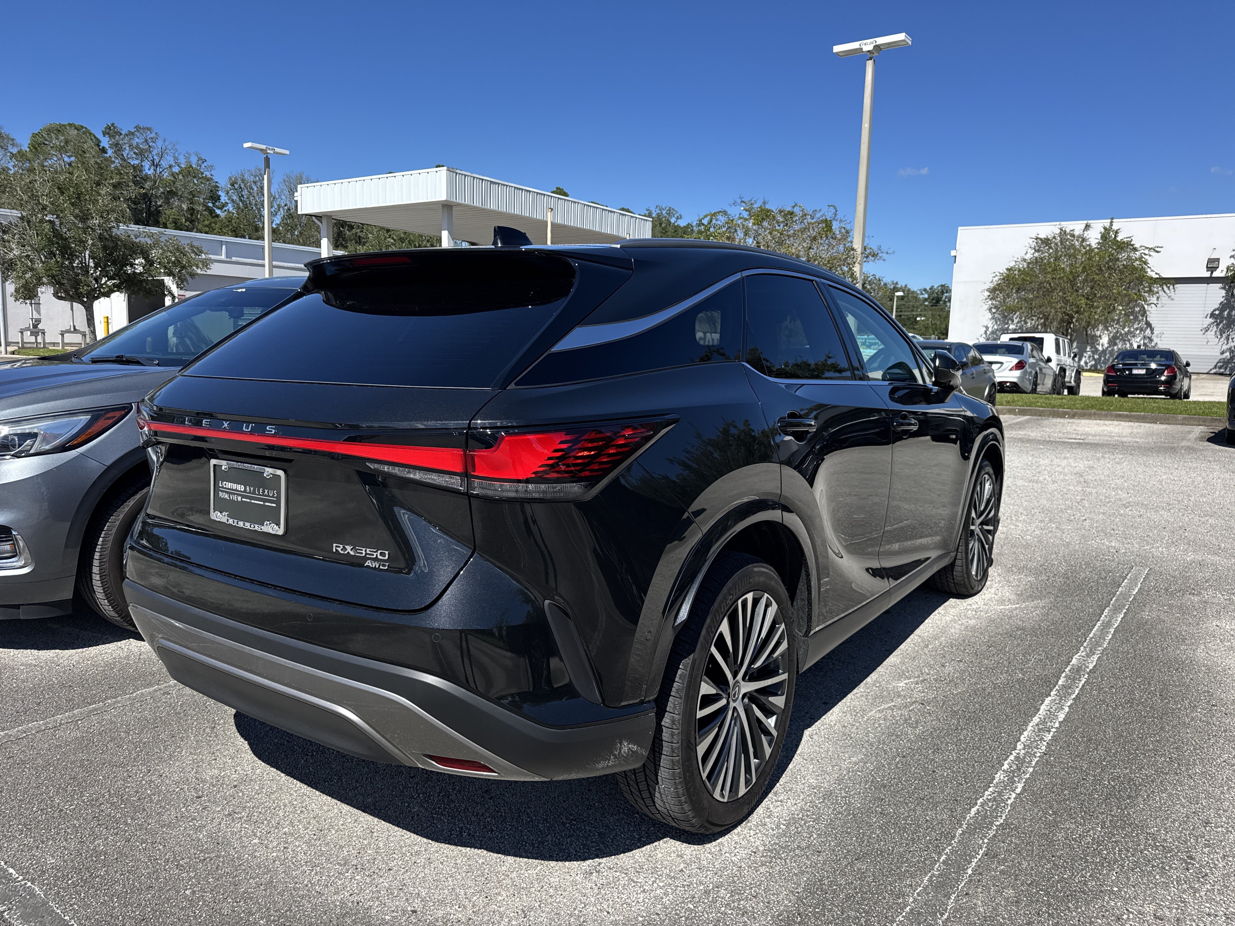 Used 2025 Lexus RX 350 Premium Plus w/ Convenience Package AWD/4WD image 2