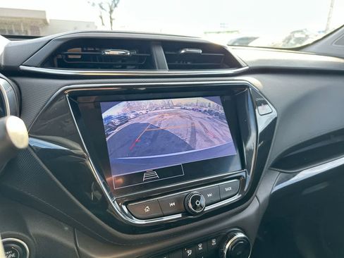 Used 2021 Chevrolet TrailBlazer LT w/ Convenience Package image 31