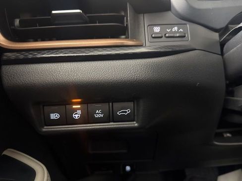 Used 2024 Toyota Grand Highlander AWD Hybrid image 21