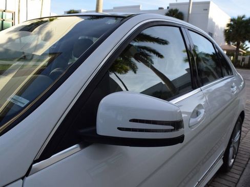 Used 2014 Mercedes-Benz C 300 4MATIC Sedan image 34