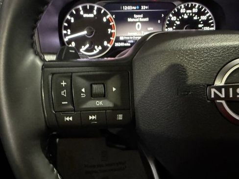 Certified 2025 Nissan Rogue SV image 17