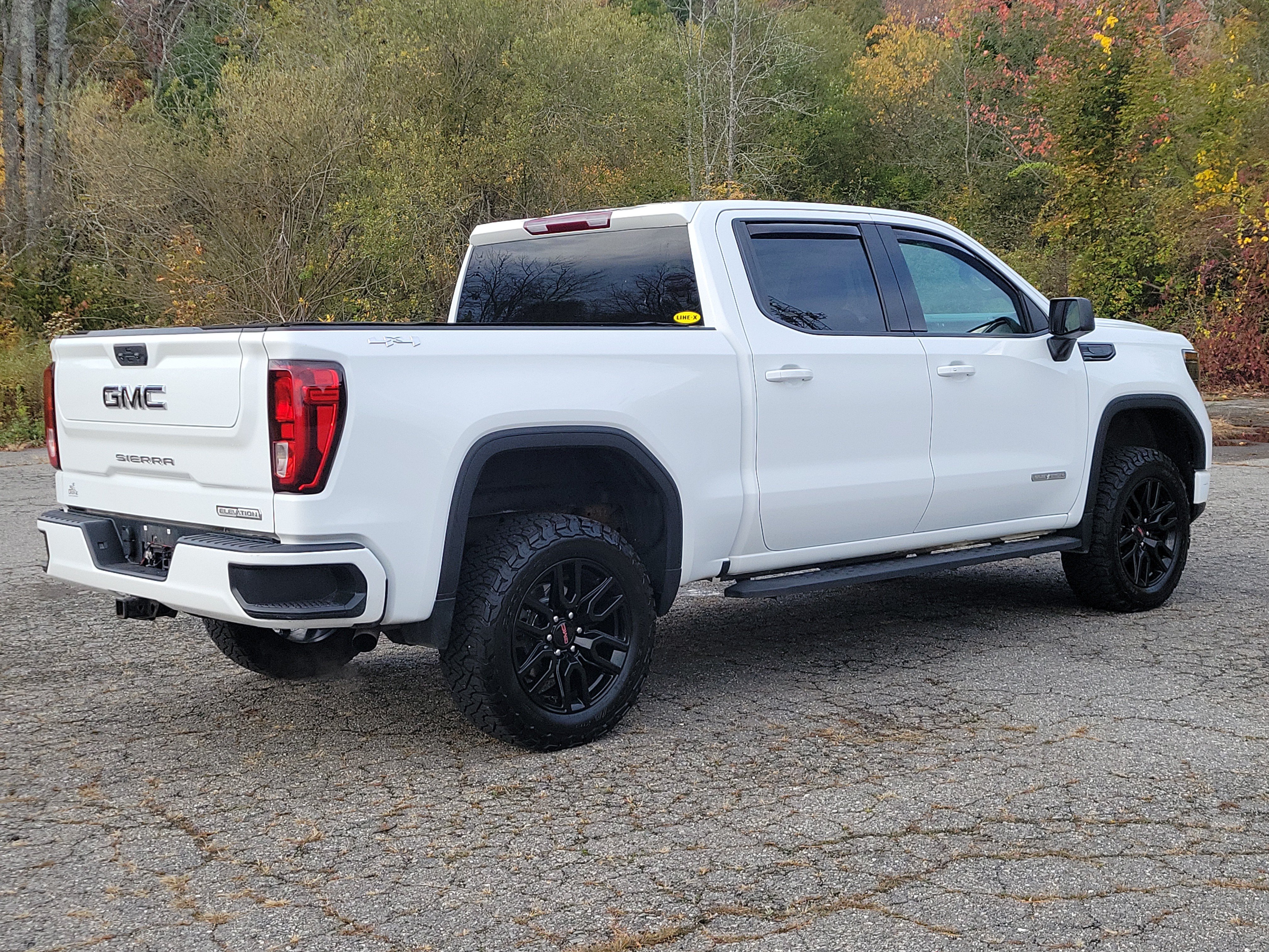 Used 2022 GMC Sierra 1500 Elevation AWD/4WD image 5