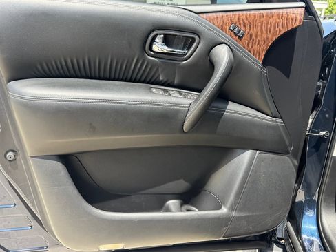 Used 2020 Nissan Armada SL w/ Premium Package image 14