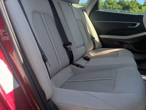 Used 2025 Hyundai Sonata SEL FWD image 16