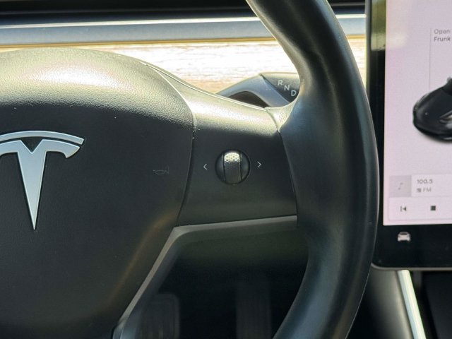 Used 2018 Tesla Model 3 Long Range RWD image 22