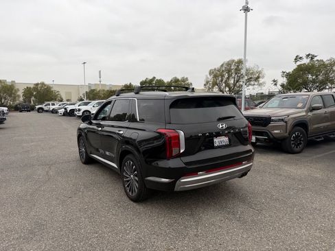 Used 2024 Hyundai Palisade Calligraphy FWD image 4