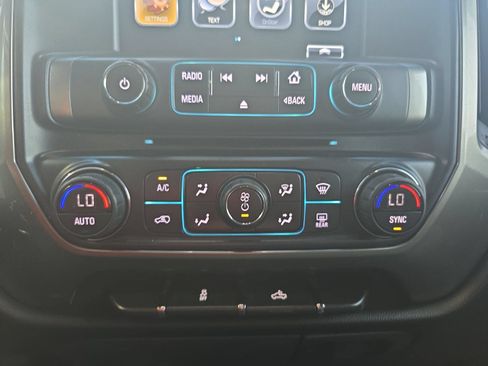 Used 2018 Chevrolet Silverado 1500 LT w/ All Star Edition RWD image 20