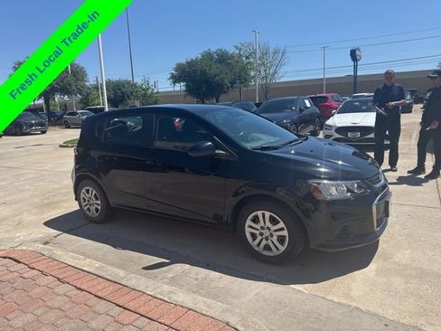 Used 2020 Chevrolet Sonic LT FWD image 8