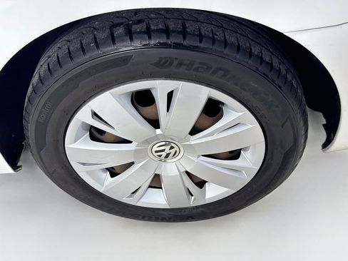 Used 2014 Volkswagen Jetta SE FWD image 35