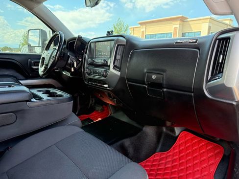 Used 2017 Chevrolet Silverado 1500 LT w/ LT Fleet Convenience Package image 30