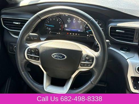 Used 2022 Ford Explorer XLT w/ Equipment Group 202A RWD image 13