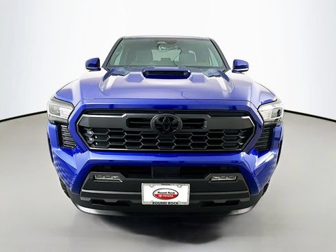 Certified 2025 Toyota Tacoma TRD Sport AWD/4WD image 2