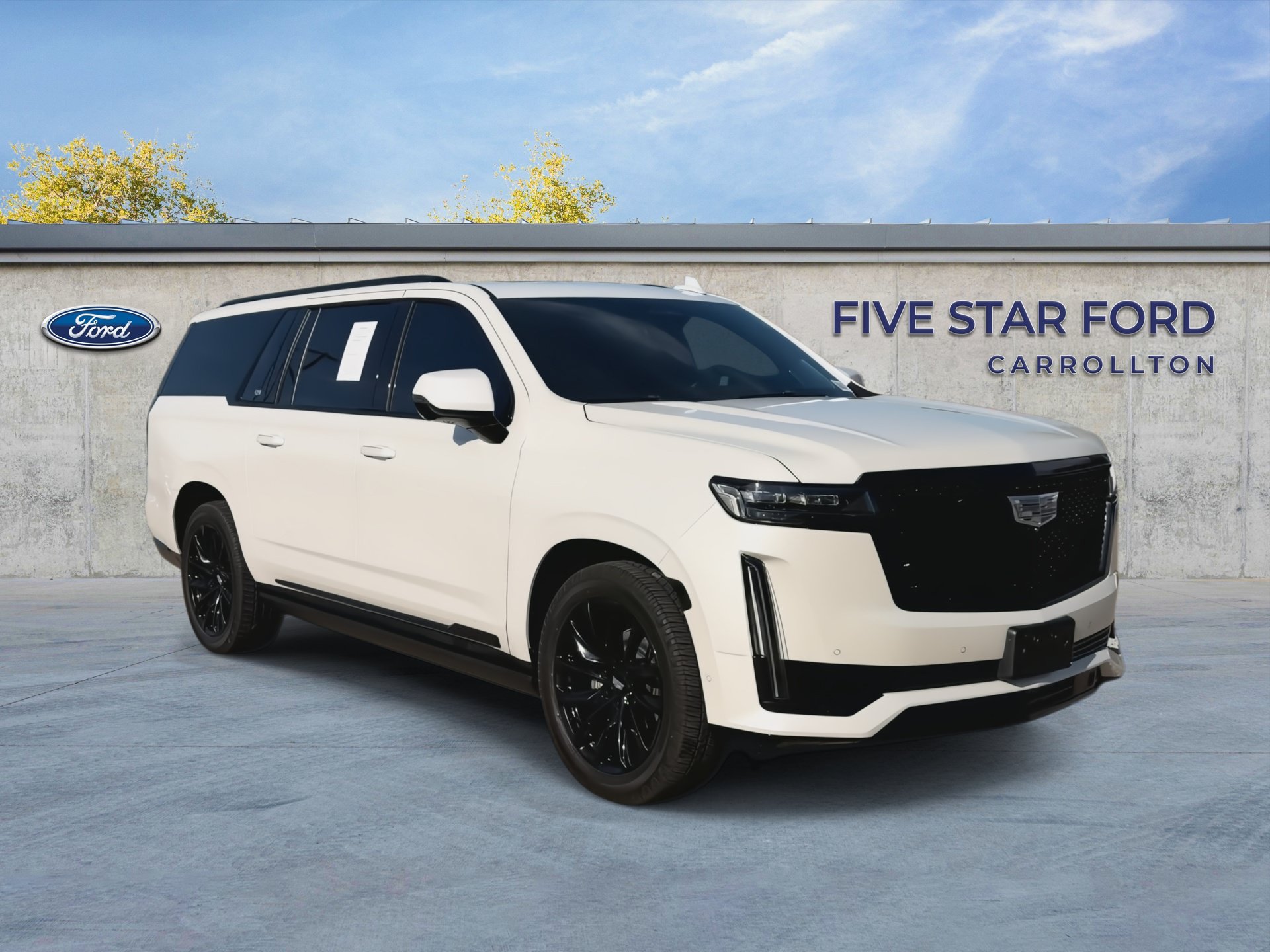 Used 2022 Cadillac Escalade ESV Sport w/ Touring Package AWD/4WD image 2