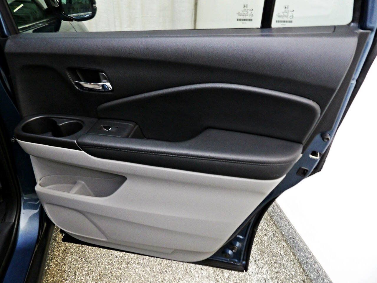 Used 2019 Honda Pilot EX image 13