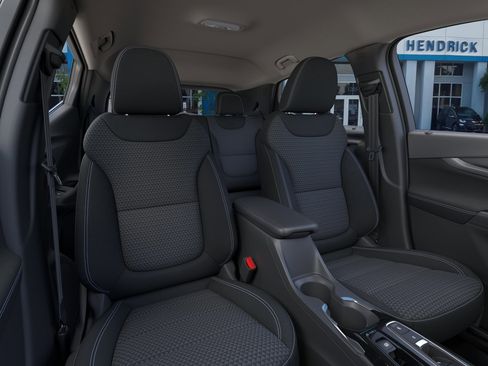 New 2023 Chevrolet Bolt EUV LT w/ Comfort Package FWD image 18