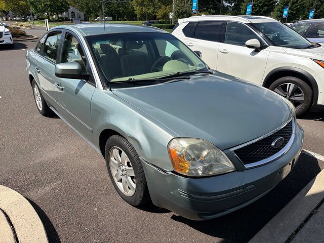 Used 2005 Ford Five Hundred SEL FWD image 15
