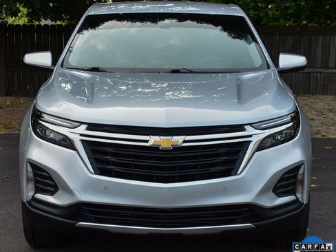 Used 2022 Chevrolet Equinox LT image 2